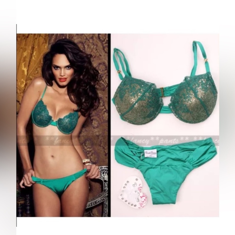 NWT Gold Dust beach bunny bikini TOP only